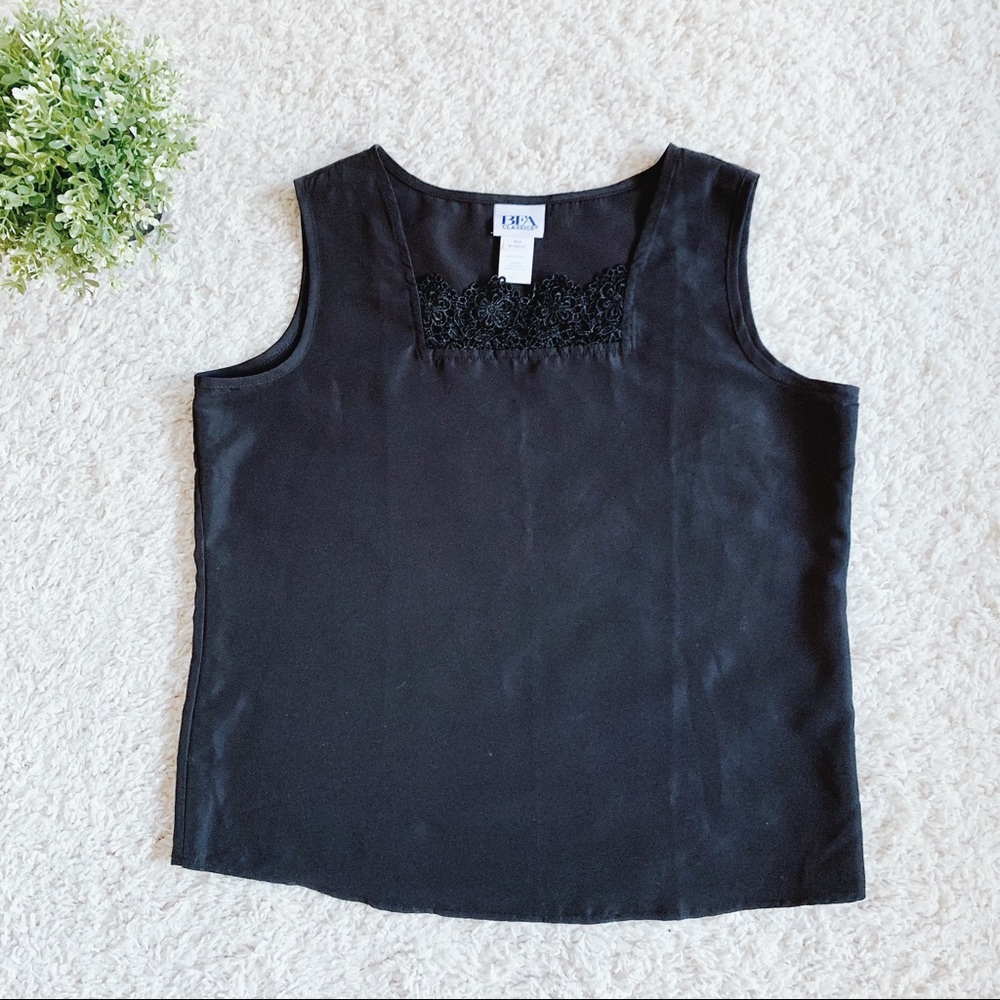 Square Neck Sleeveless Blouse
